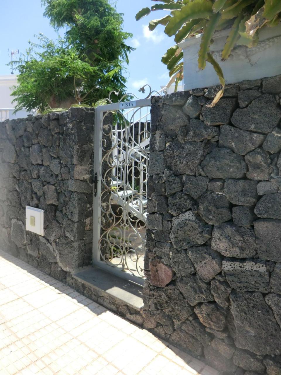 Apartments Gina Y Vista Oceano Puerto del Carmen  Kültér fotó